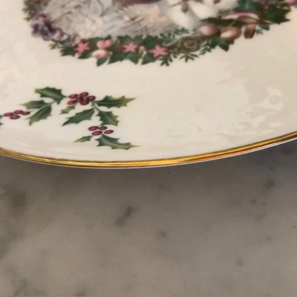 ROYAL DOULTON TABLEWARE LTD. Christmas 1978 Collectable Plate